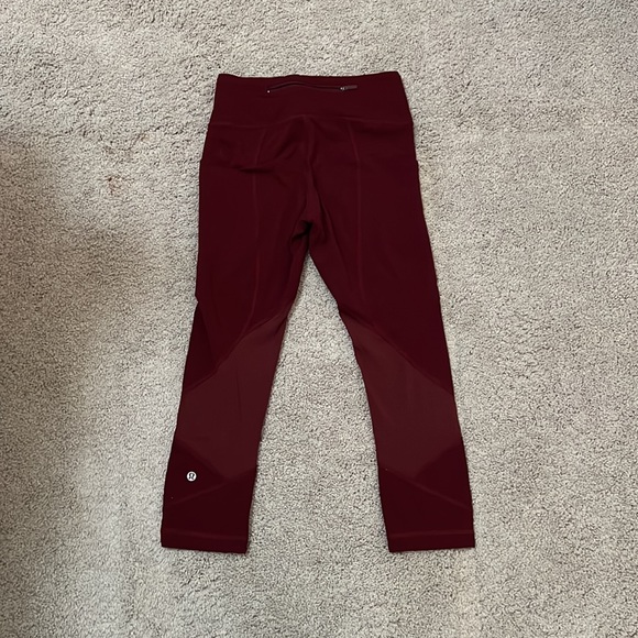 Burgundy cropped leggings - Picture 2 of 2